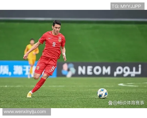 拜合拉木边路传中助力球队进攻提升战术灵活性展现球员个人能力与团队配合之美