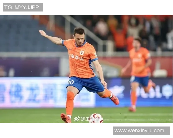 中超赛场上瓦科精彩破门助力球队逆转胜利展现超强实力