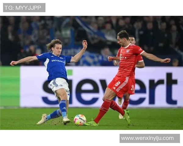 沙尔克04遭遇德甲失利,积分榜下滑势不可挡 沙尔克04遭遇德甲失利,积分榜下滑势不可挡